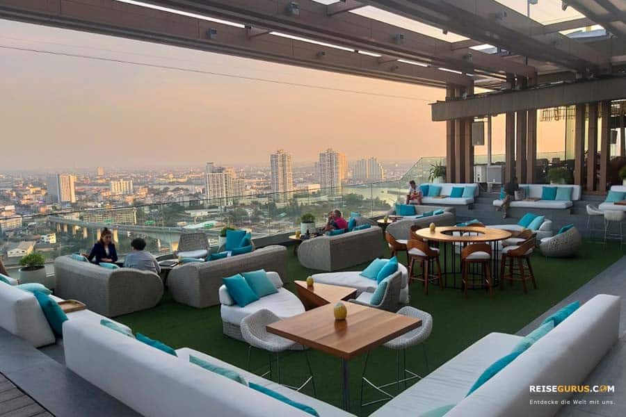 Avani Hotel Attitude-Rooftop-Bar