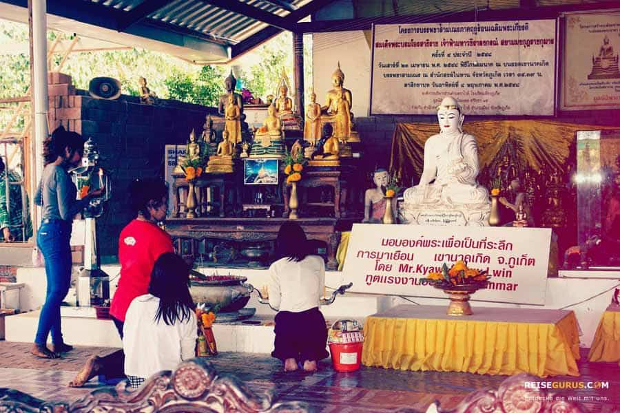Großer weißer Buddha Phuket