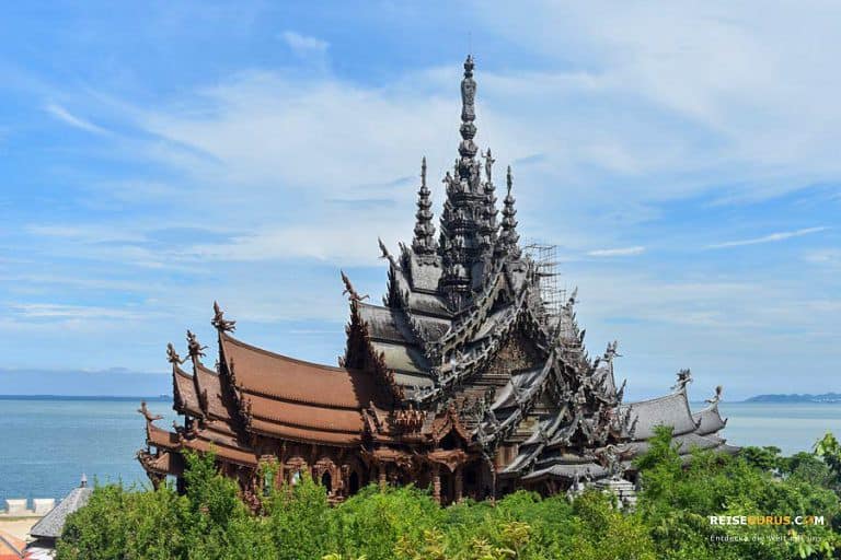 Sanctuary-of-Truth-Pattaya