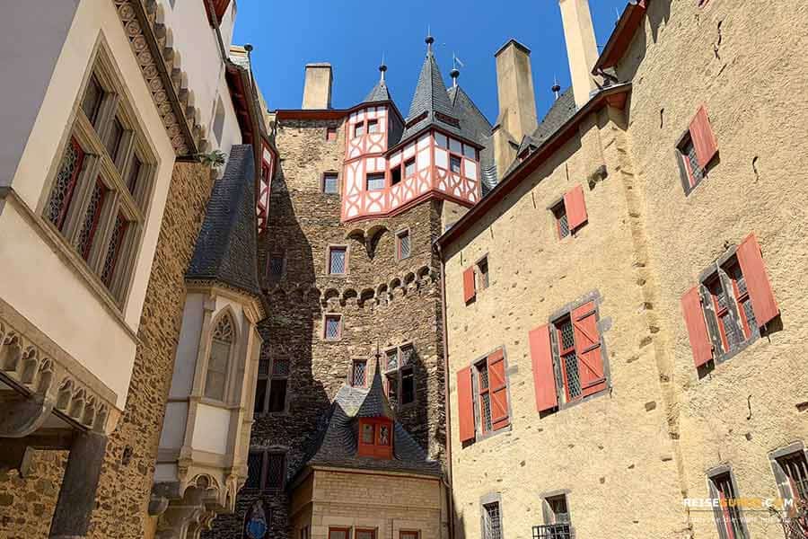 Burg Eltz Führung durch die Burg