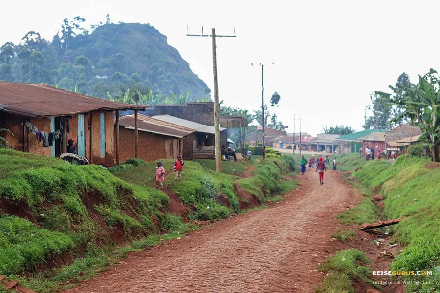 Local Communities Uganda